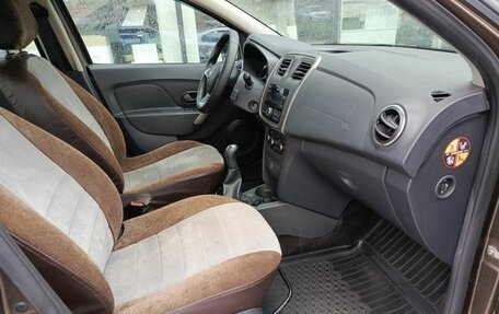 Renault Logan II, 2019 год, 1 129 800 рублей, 13 фотография