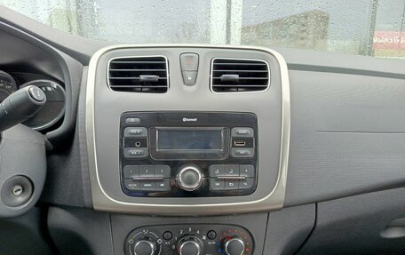 Renault Logan II, 2019 год, 1 129 800 рублей, 18 фотография