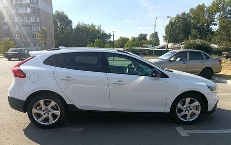 Volvo V40 Cross Country I, 2013 год, 1 550 000 рублей, 4 фотография