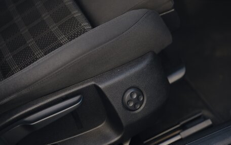 Audi A4, 2013 год, 1 690 000 рублей, 18 фотография