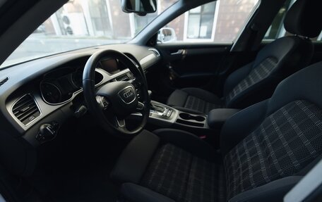 Audi A4, 2013 год, 1 690 000 рублей, 23 фотография