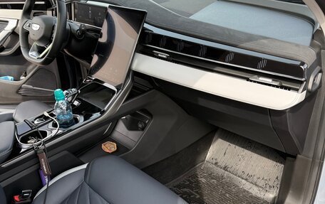 Geely Atlas, 2024 год, 2 700 000 рублей, 7 фотография