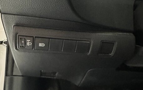 Toyota Corolla, 2020 год, 1 650 000 рублей, 4 фотография