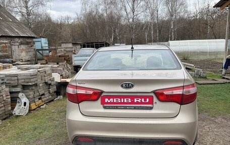 KIA Rio III рестайлинг, 2011 год, 850 000 рублей, 7 фотография