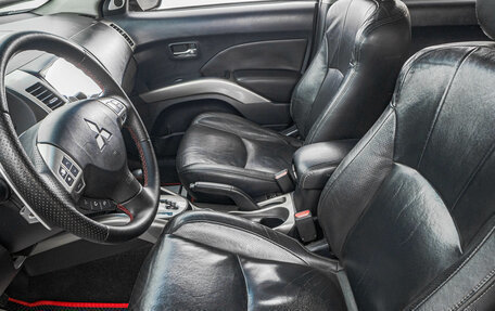 Mitsubishi Outlander III рестайлинг 3, 2008 год, 1 349 000 рублей, 9 фотография