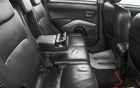 Mitsubishi Outlander III рестайлинг 3, 2008 год, 1 349 000 рублей, 25 фотография