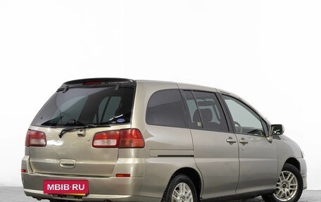 Nissan Liberty, 2004 год, 649 000 рублей, 5 фотография