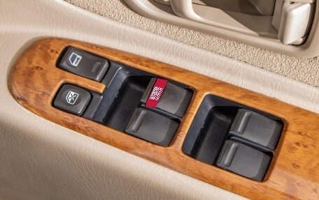 Nissan Liberty, 2004 год, 649 000 рублей, 12 фотография