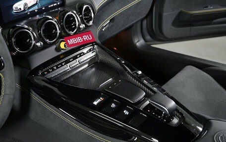 Mercedes-Benz AMG GT I рестайлинг, 2019 год, 29 900 000 рублей, 19 фотография