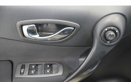 Renault Koleos I рестайлинг 2, 2013 год, 1 124 700 рублей, 13 фотография