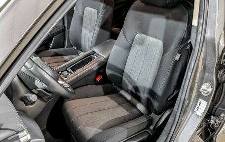 Mazda 6, 2019 год, 2 200 000 рублей, 20 фотография