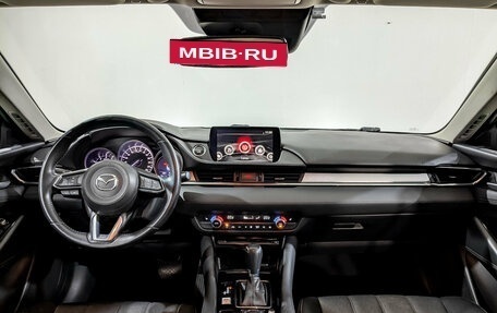 Mazda 6, 2019 год, 2 200 000 рублей, 14 фотография