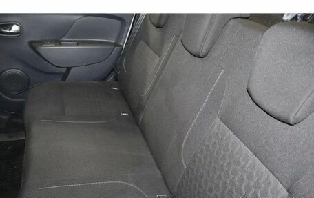 Renault Logan II, 2015 год, 676 000 рублей, 7 фотография