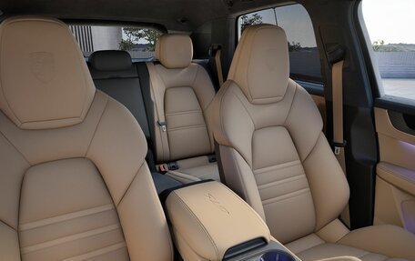 Porsche Cayenne III, 2026 год, 27 038 710 рублей, 3 фотография