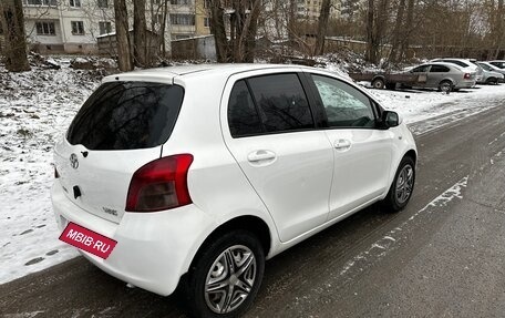 Toyota Yaris III рестайлинг, 2007 год, 350 000 рублей, 4 фотография