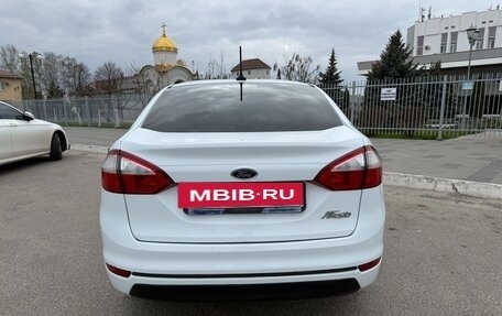 Ford Fiesta, 2017 год, 900 000 рублей, 3 фотография