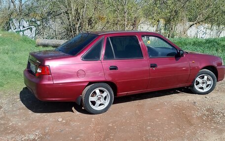 Daewoo Nexia I рестайлинг, 2011 год, 220 000 рублей, 3 фотография