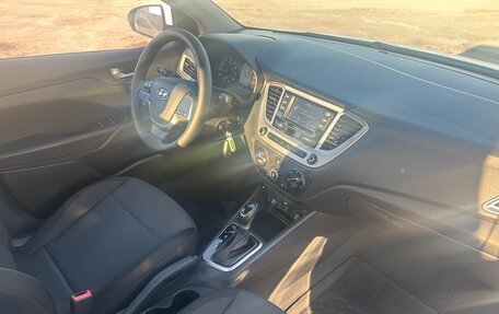 Hyundai Solaris II рестайлинг, 2020 год, 1 499 000 рублей, 7 фотография