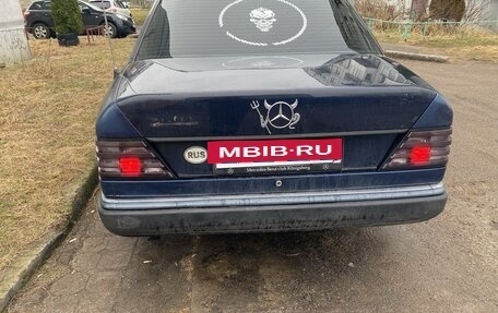 Mercedes-Benz W124, 1989 год, 250 000 рублей, 6 фотография