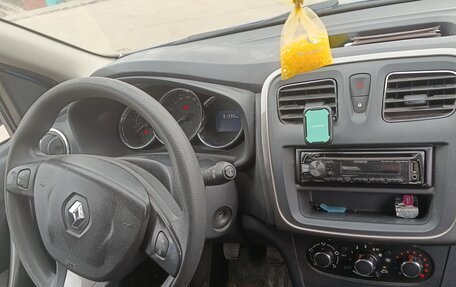 Renault Sandero II рестайлинг, 2016 год, 850 000 рублей, 11 фотография