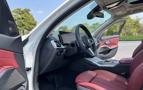 BMW 3 серия, 2023 год, 2 994 000 рублей, 10 фотография