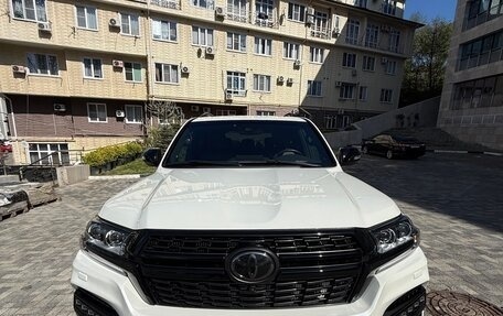 Toyota Land Cruiser 200, 2020 год, 9 800 000 рублей, 1 фотография