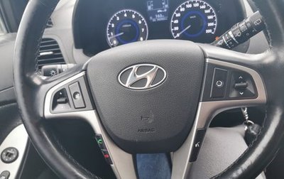 Hyundai Solaris II рестайлинг, 2015 год, 950 000 рублей, 1 фотография