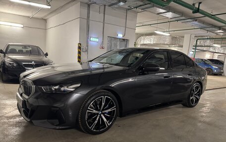 BMW 5 серия, 2024 год, 8 500 000 рублей, 2 фотография