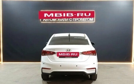 Hyundai Solaris II рестайлинг, 2018 год, 1 175 000 рублей, 3 фотография