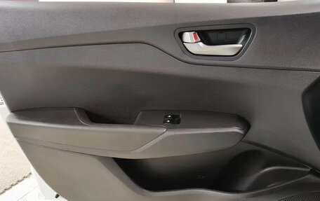 Hyundai Solaris II рестайлинг, 2018 год, 1 175 000 рублей, 14 фотография