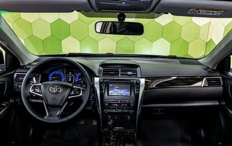 Toyota Camry, 2015 год, 1 649 000 рублей, 15 фотография