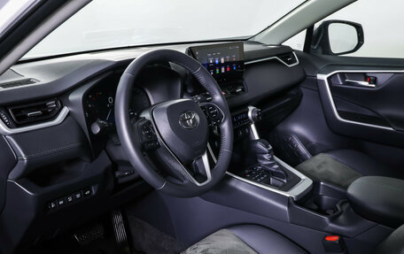 Toyota RAV4, 2025 год, 4 190 000 рублей, 15 фотография