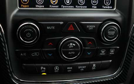 Jeep Grand Cherokee, 2018 год, 4 100 000 рублей, 22 фотография