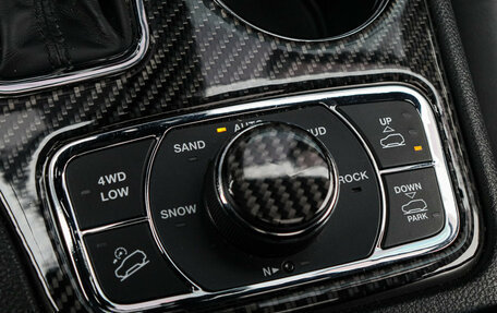 Jeep Grand Cherokee, 2018 год, 4 100 000 рублей, 21 фотография