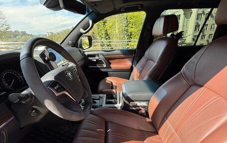 Toyota Land Cruiser 200, 2020 год, 9 800 000 рублей, 9 фотография