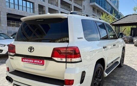 Toyota Land Cruiser 200, 2020 год, 9 800 000 рублей, 6 фотография