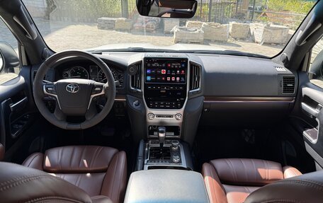 Toyota Land Cruiser 200, 2020 год, 9 800 000 рублей, 14 фотография