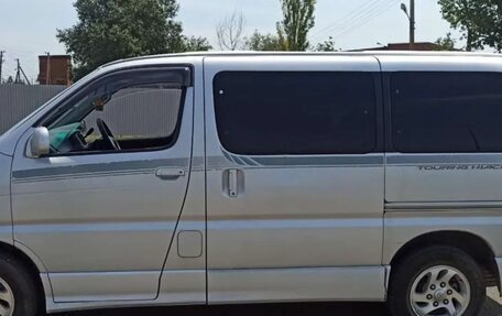 Toyota Touring HiAce I, 2001 год, 950 000 рублей, 4 фотография