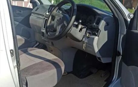 Toyota Touring HiAce I, 2001 год, 950 000 рублей, 10 фотография