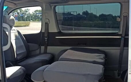 Toyota Touring HiAce I, 2001 год, 950 000 рублей, 18 фотография