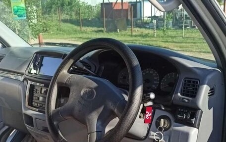 Toyota Touring HiAce I, 2001 год, 950 000 рублей, 11 фотография