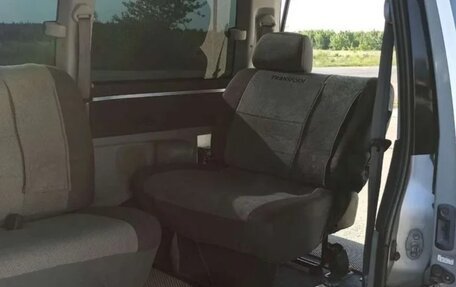 Toyota Touring HiAce I, 2001 год, 950 000 рублей, 28 фотография