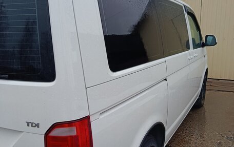 Volkswagen Caravelle T6 рестайлинг, 2017 год, 2 150 000 рублей, 4 фотография