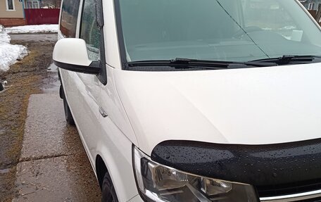 Volkswagen Caravelle T6 рестайлинг, 2017 год, 2 150 000 рублей, 3 фотография