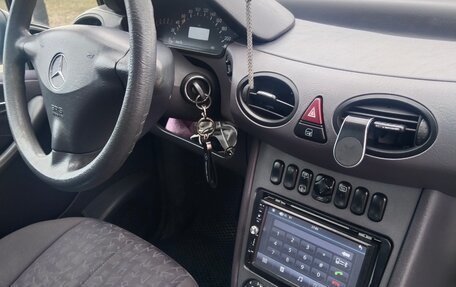 Mercedes-Benz A-Класс, 2001 год, 550 000 рублей, 24 фотография