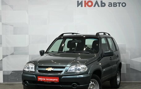 Chevrolet Niva I рестайлинг, 2013 год, 640 000 рублей, 2 фотография