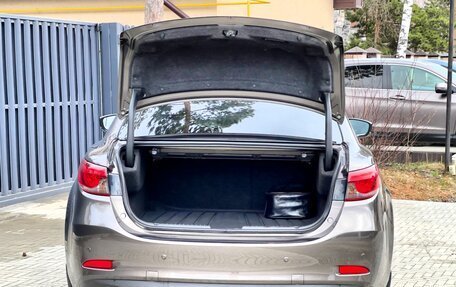 Mazda 6, 2017 год, 2 435 000 рублей, 5 фотография