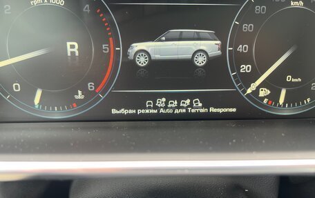 Land Rover Range Rover IV рестайлинг, 2015 год, 5 000 000 рублей, 3 фотография