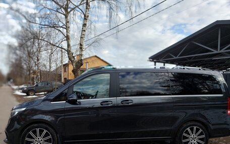 Mercedes-Benz V-Класс, 2019 год, 6 150 000 рублей, 3 фотография