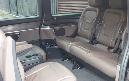 Mercedes-Benz V-Класс, 2019 год, 6 150 000 рублей, 5 фотография